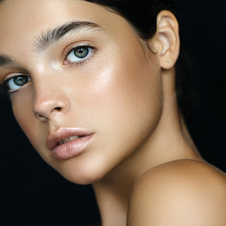 woman with bb glow face